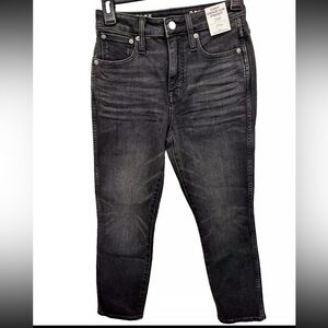 J. Crew Curvy Vintage Slim Straight Jeans Size 25P Brand New With Tag! NWT
